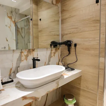 Гостевой дом Edera 4*